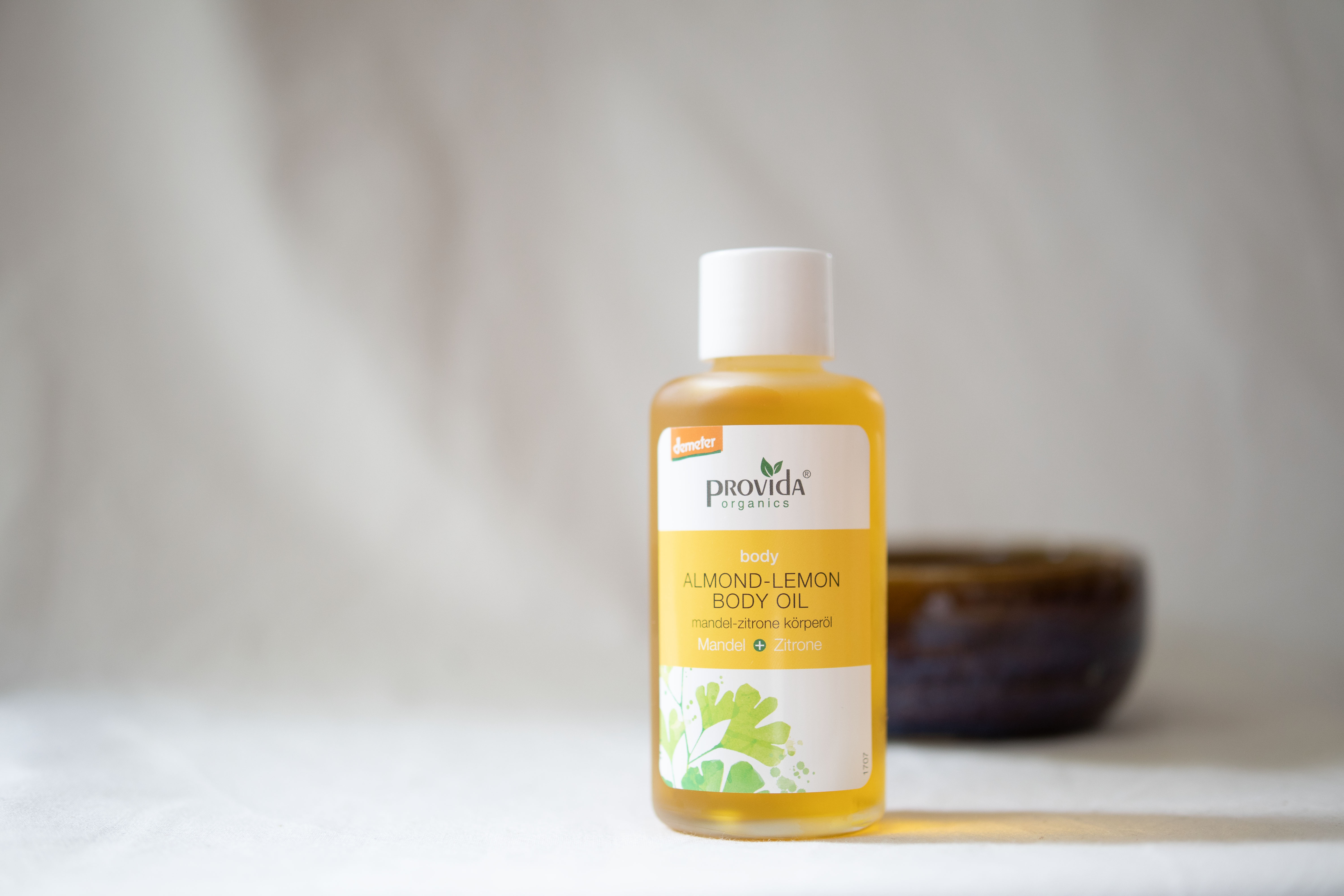 Almond-Lemon Body Oil Demeter