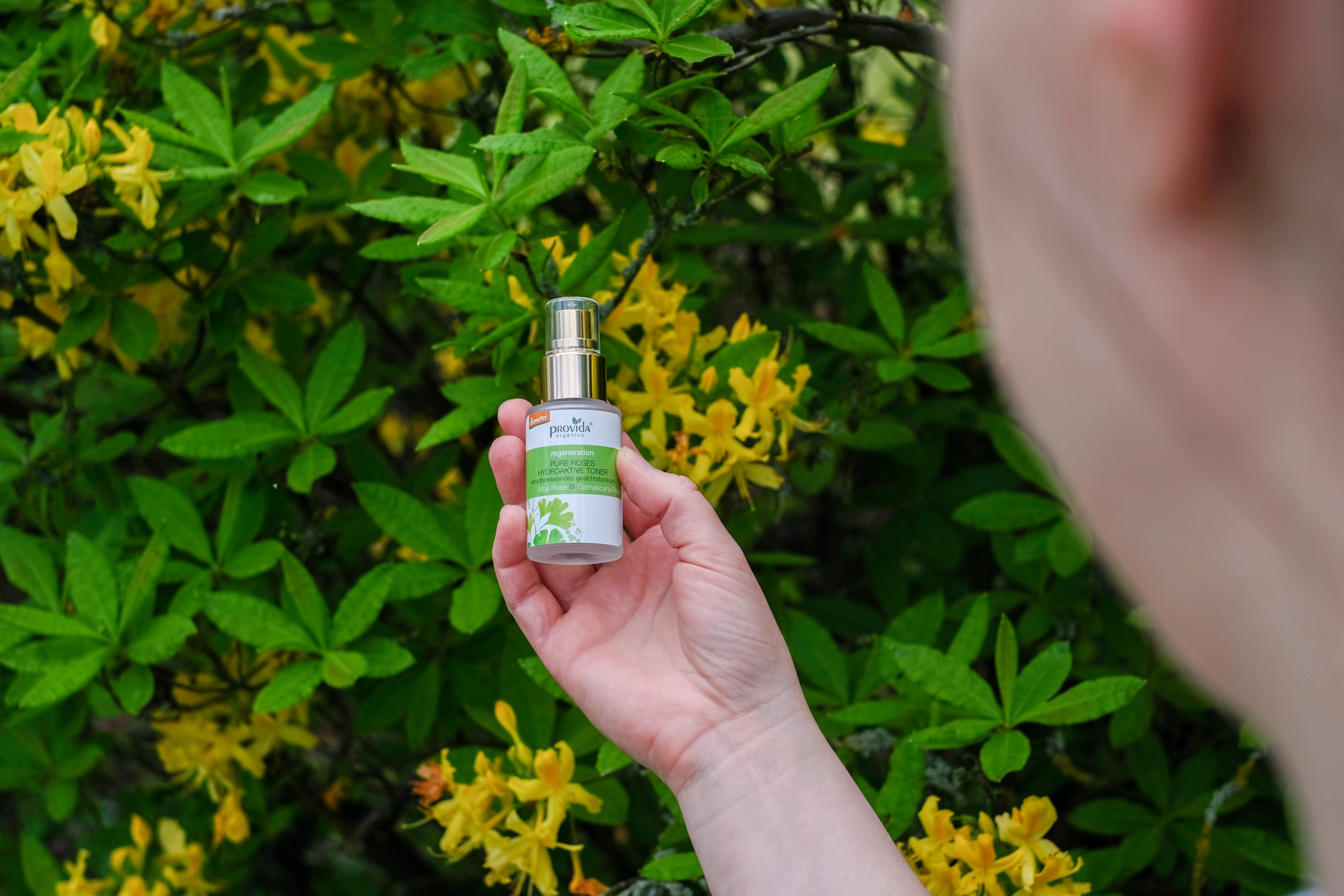 Mattglasflasche mit Sprühkopf Pure Roses Hydroaktive Toner Demeter 30ml Pure Roses Hydroaktive Toner Demete